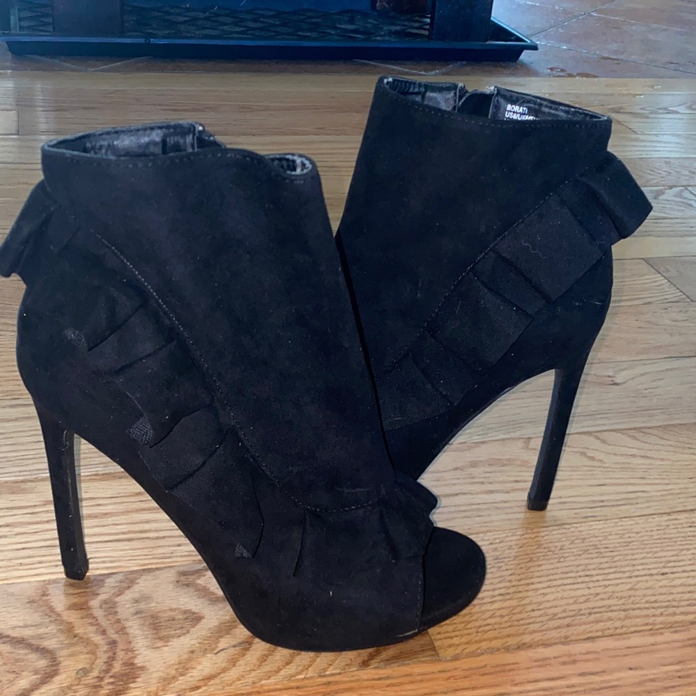 Black Women's High Heel Bootie